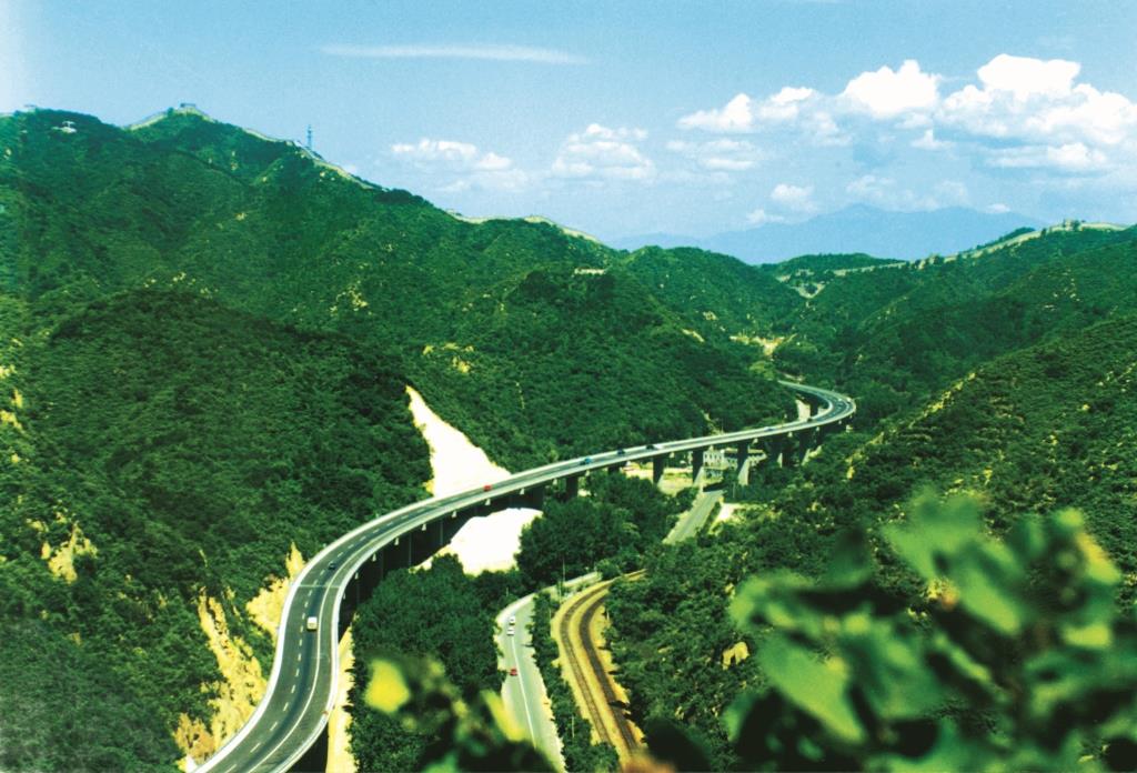 八達(dá)嶺高速公路